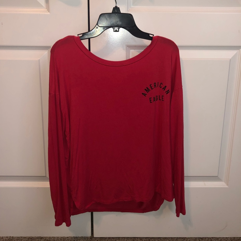 American Eagle Long sleeve tee